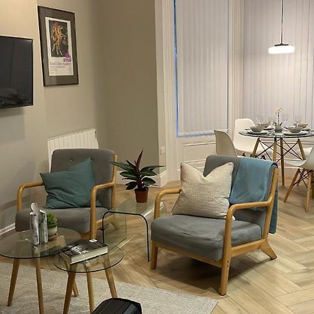 Citygo Apartments Queens Belfast Exterior foto